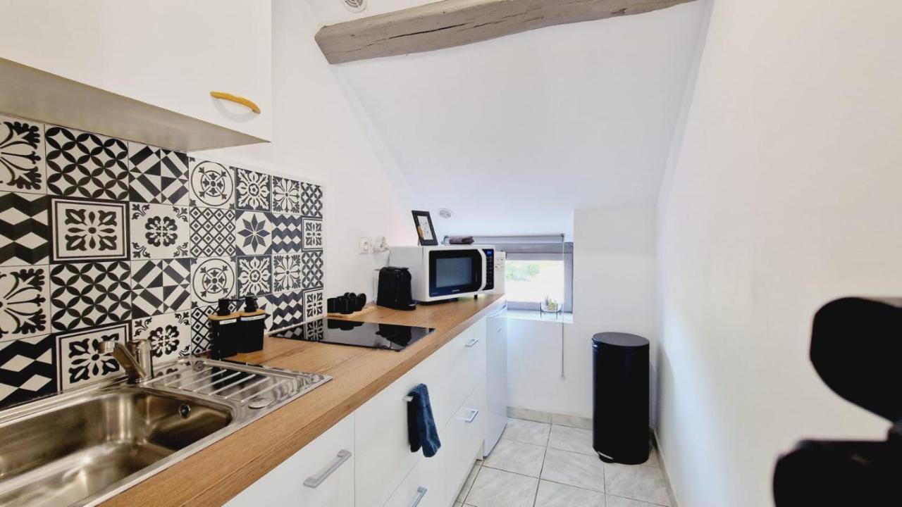 J.Mo Home - Louvroil - Calme - Ideal Couple - Deplacement Pro Luaran gambar