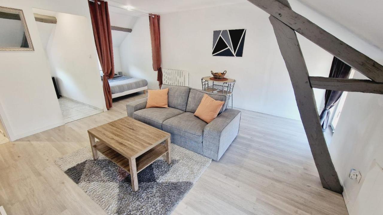 J.Mo Home - Louvroil - Calme - Ideal Couple - Deplacement Pro Luaran gambar